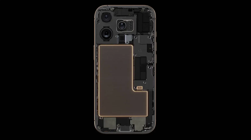 郫县苹果手机维修分享iPhone 16 Pro 系列屏幕更大，搭载 A18 Pro 芯片 